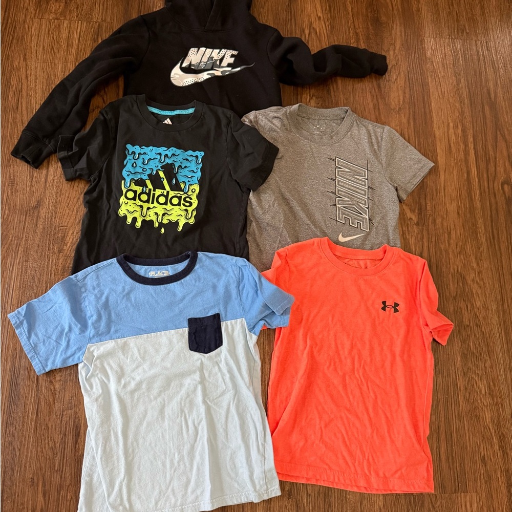 Boys size 6 tshirts and Nike hoodie